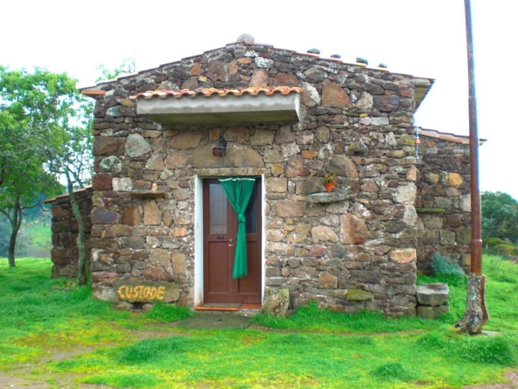 Agriturismo Pentuma Chiaramonti エクステリア 写真