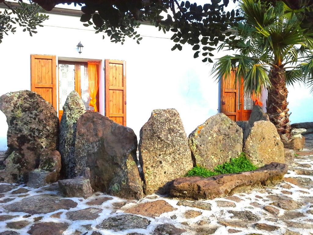 Agriturismo Pentuma Chiaramonti エクステリア 写真